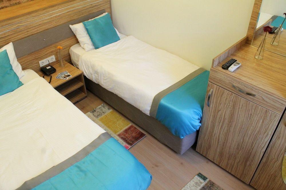 Fide Hotel Istanboel